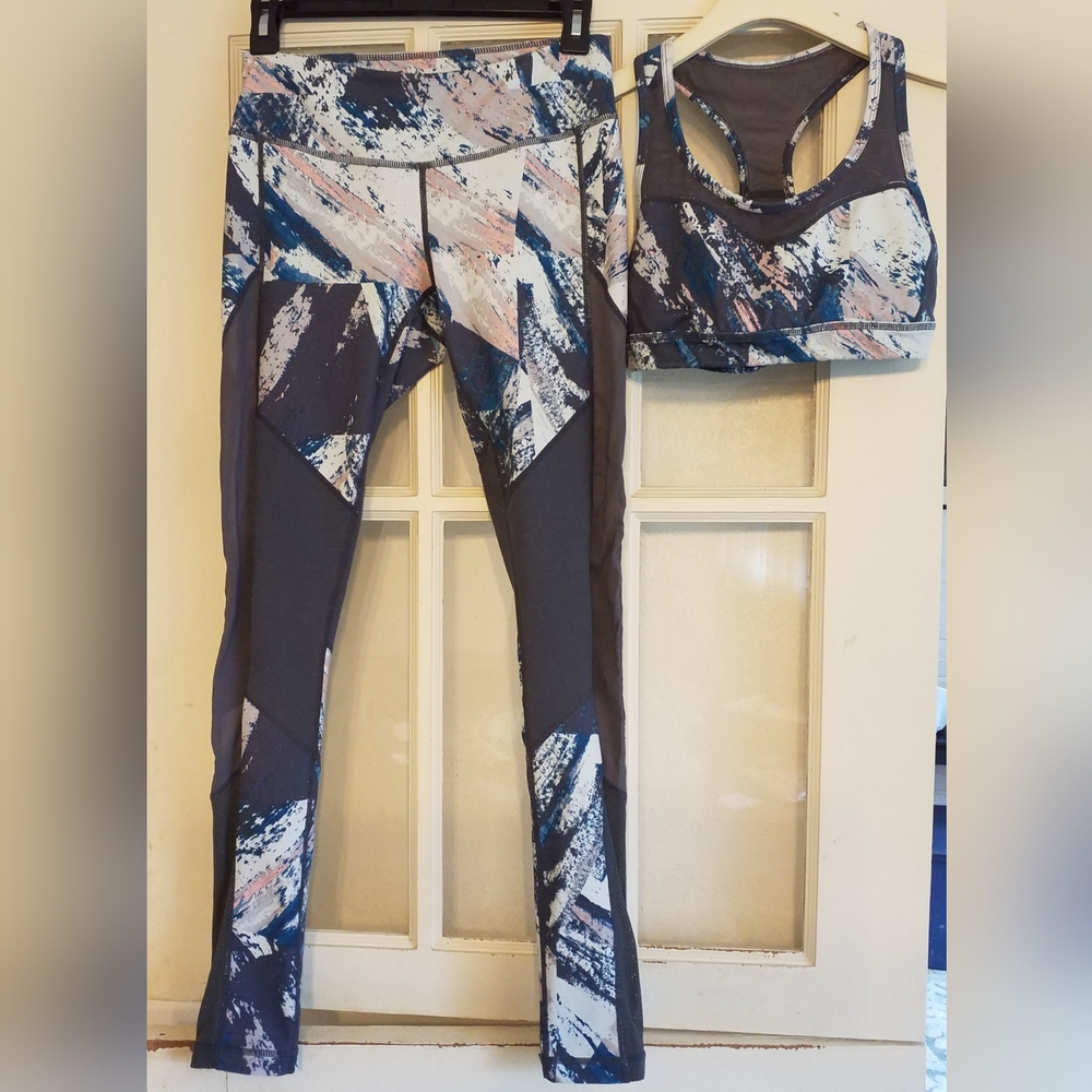 Zella Abstract Gray and Pink Low Rise Leggings And Sports Bra Set Sz XS